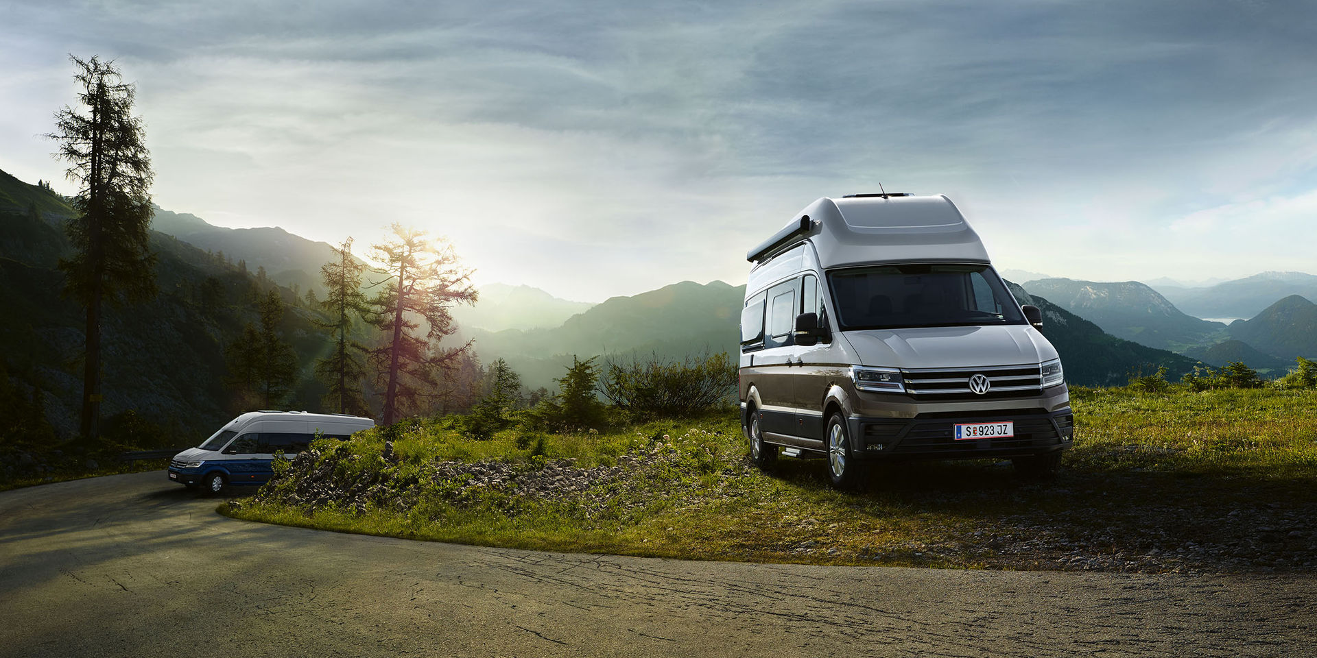 VW Grand Caravan – Whiteroom